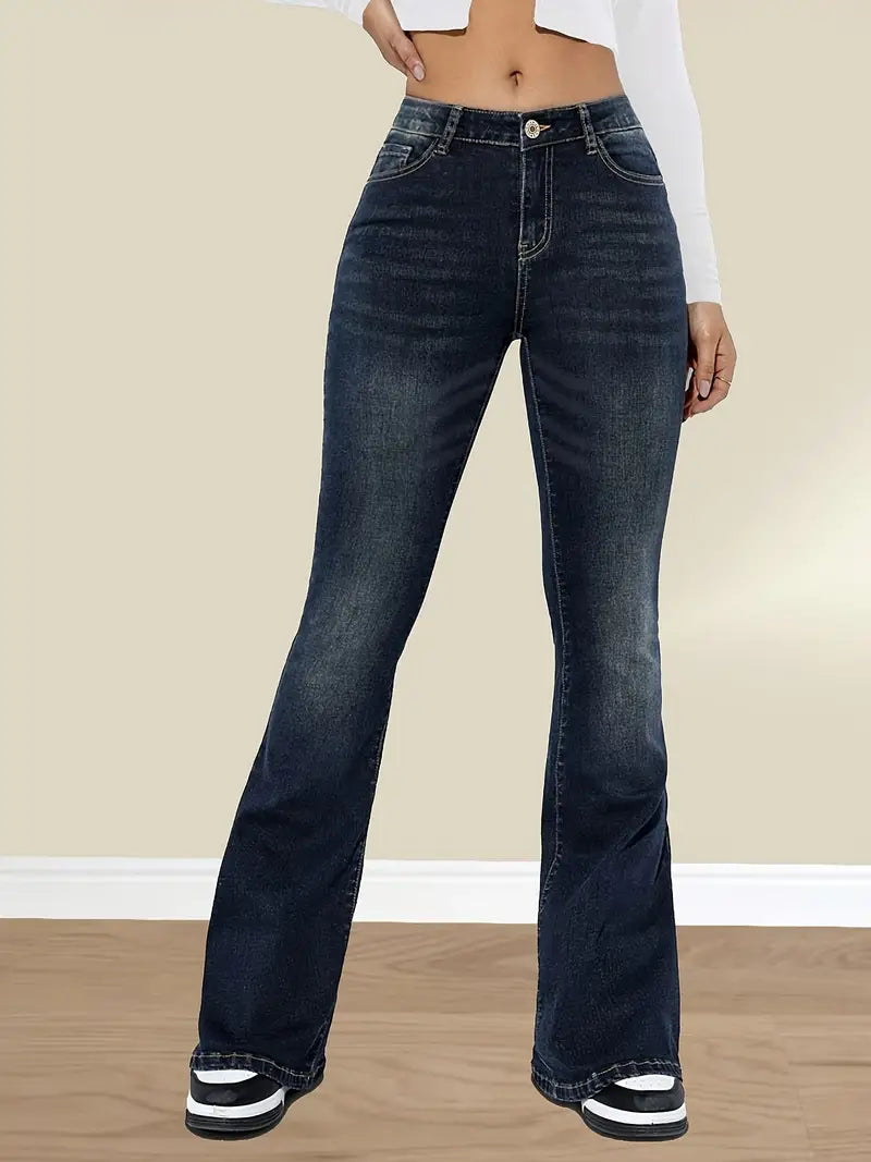 Nancy | Casual Slim-Fit Flare Jeans