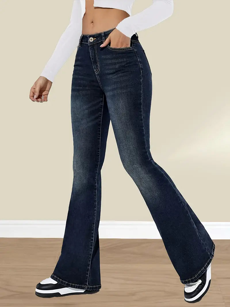 Nancy | Casual Slim-Fit Flare Jeans